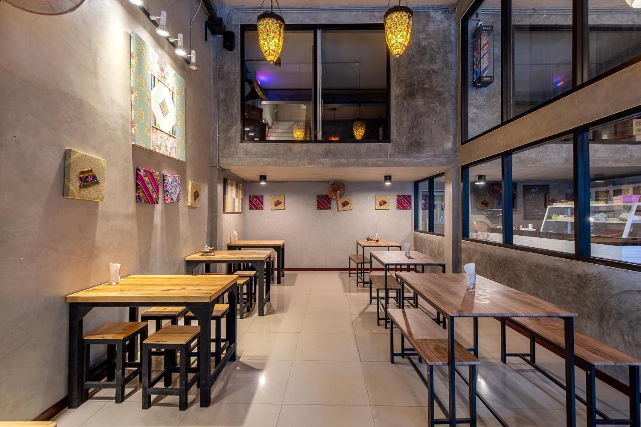 Buri Hostel Bangkok Luaran gambar