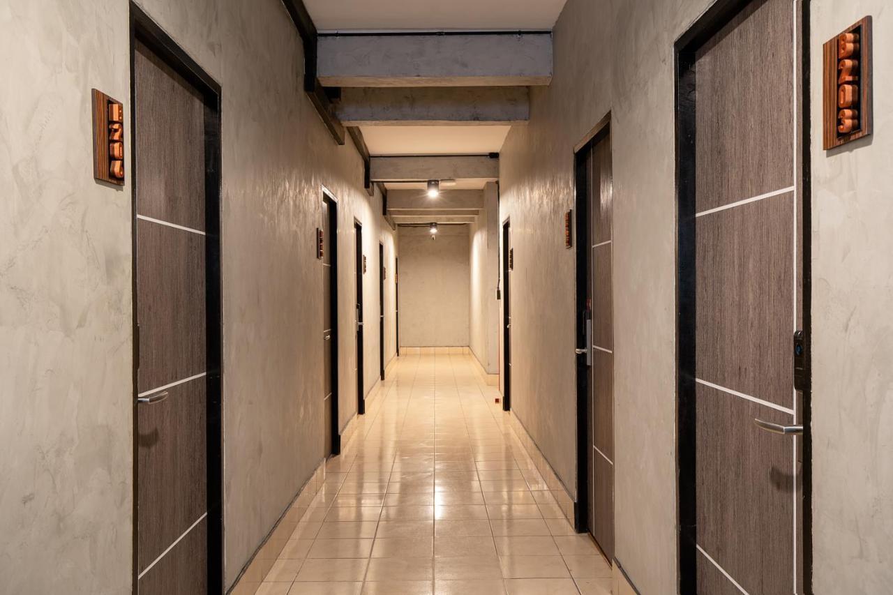 Buri Hostel Bangkok Luaran gambar